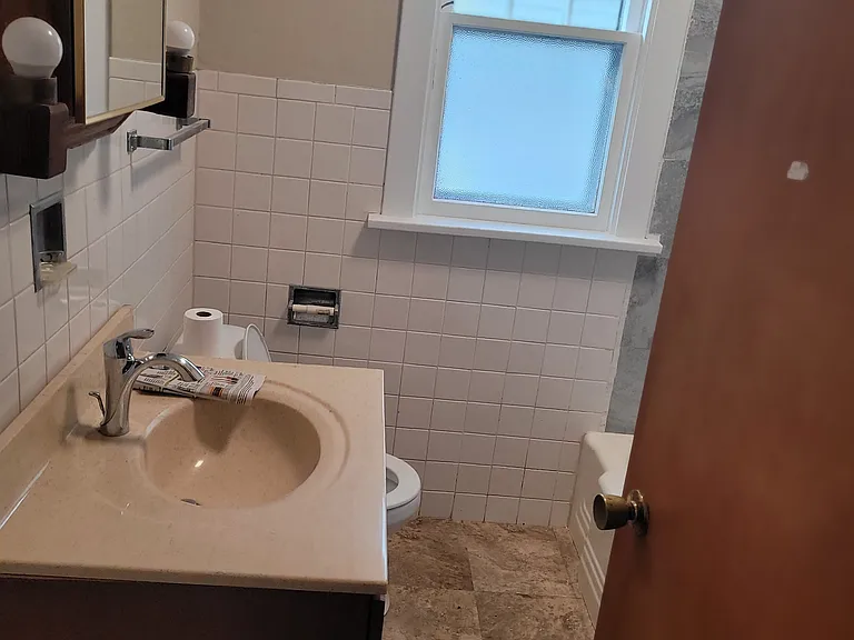 135 S Elmwood Ave — Photo 25