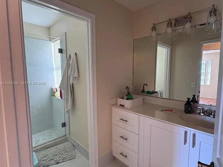 4924 SW 151st Ave — Photo 12