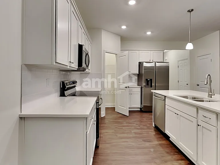 8124 Rapala Ln NW — Photo 3