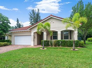 6827 Osage Cir, Greenacres, FL 33413