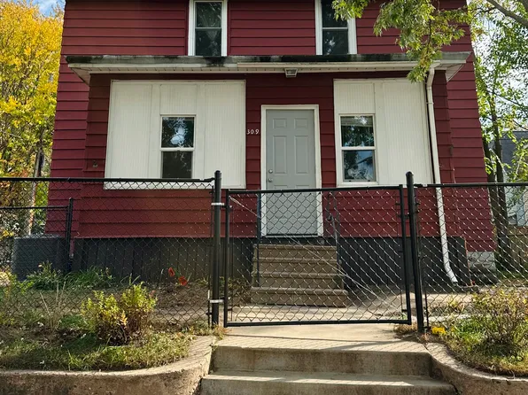 309 Elm St, Eau Claire, WI 54703