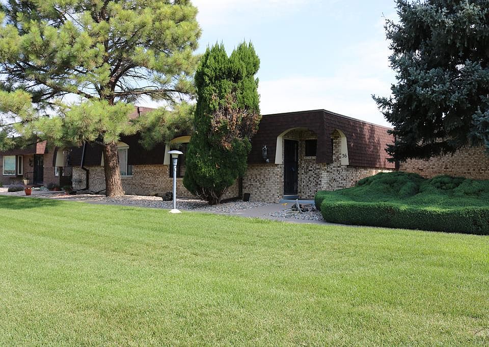 1st image of 36 Villa Dr