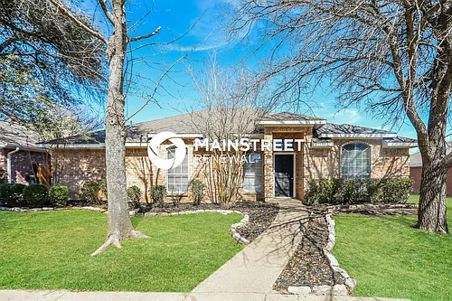 1017 Glencrest Dr Photo 1