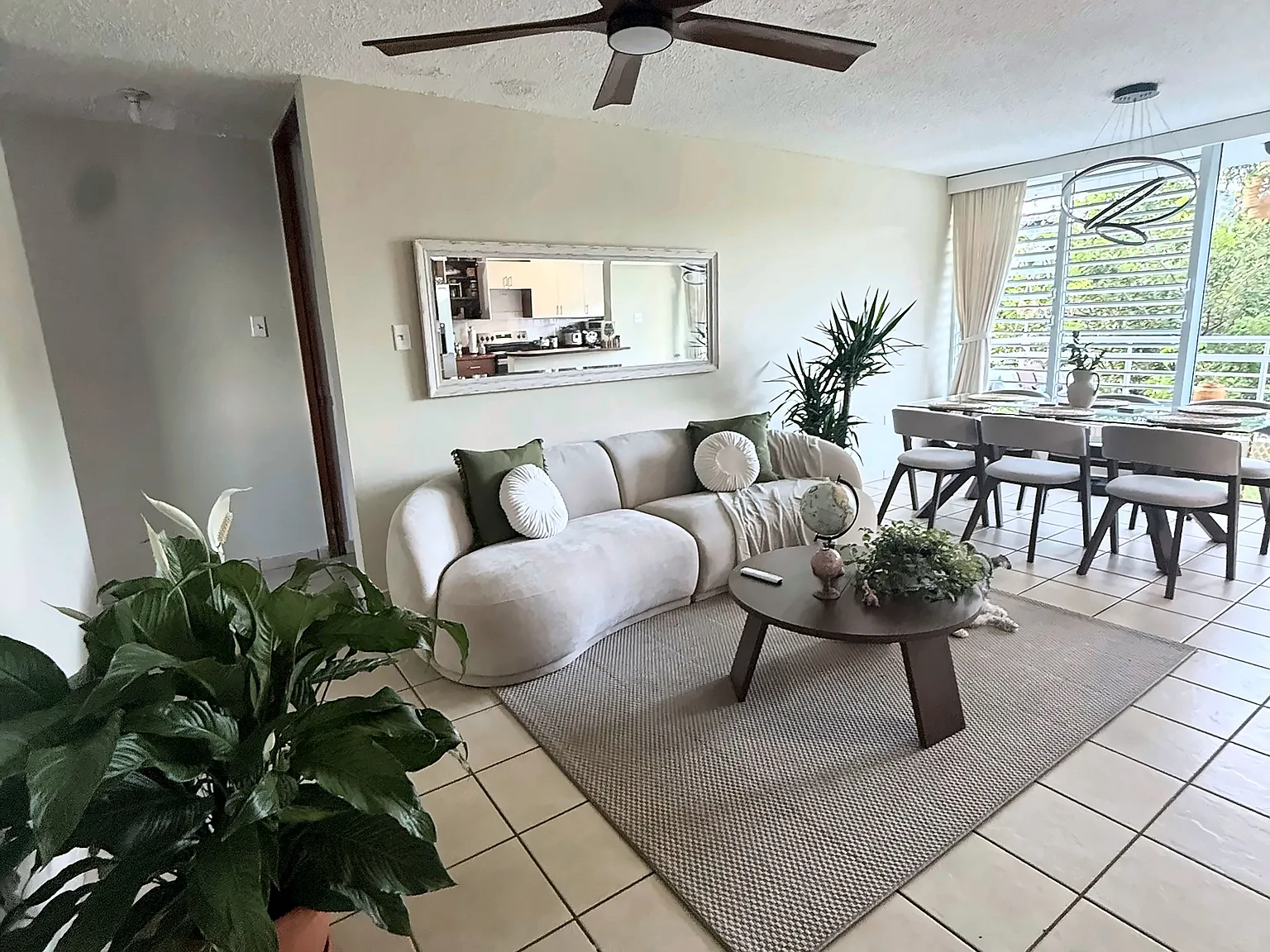 3 bed, $1,500 — Photo 4