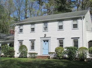 26 Overlook Dr, Chelmsford, MA 01824