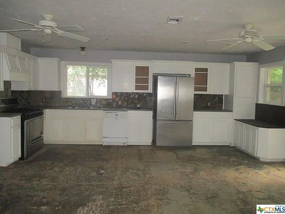 3rd image of 703 S 2nd St