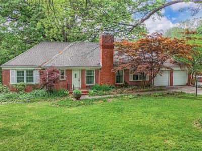 9652 Meadow Ln, Leawood, KS, 66206
