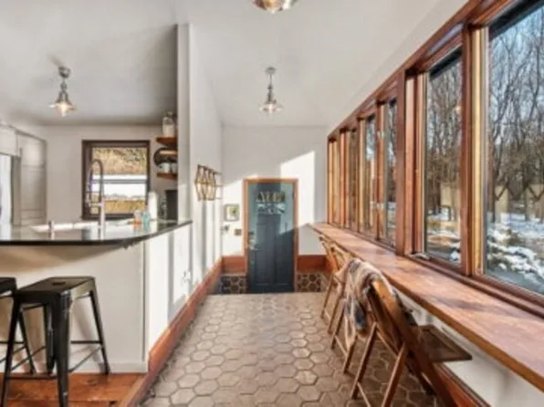 704 24th Ave, Hudsonville, MI 49426