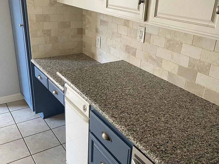 9456 Friendly Woods Ln — Photo 6