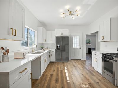 594 W 10th St, San Bernardino, CA, 92410