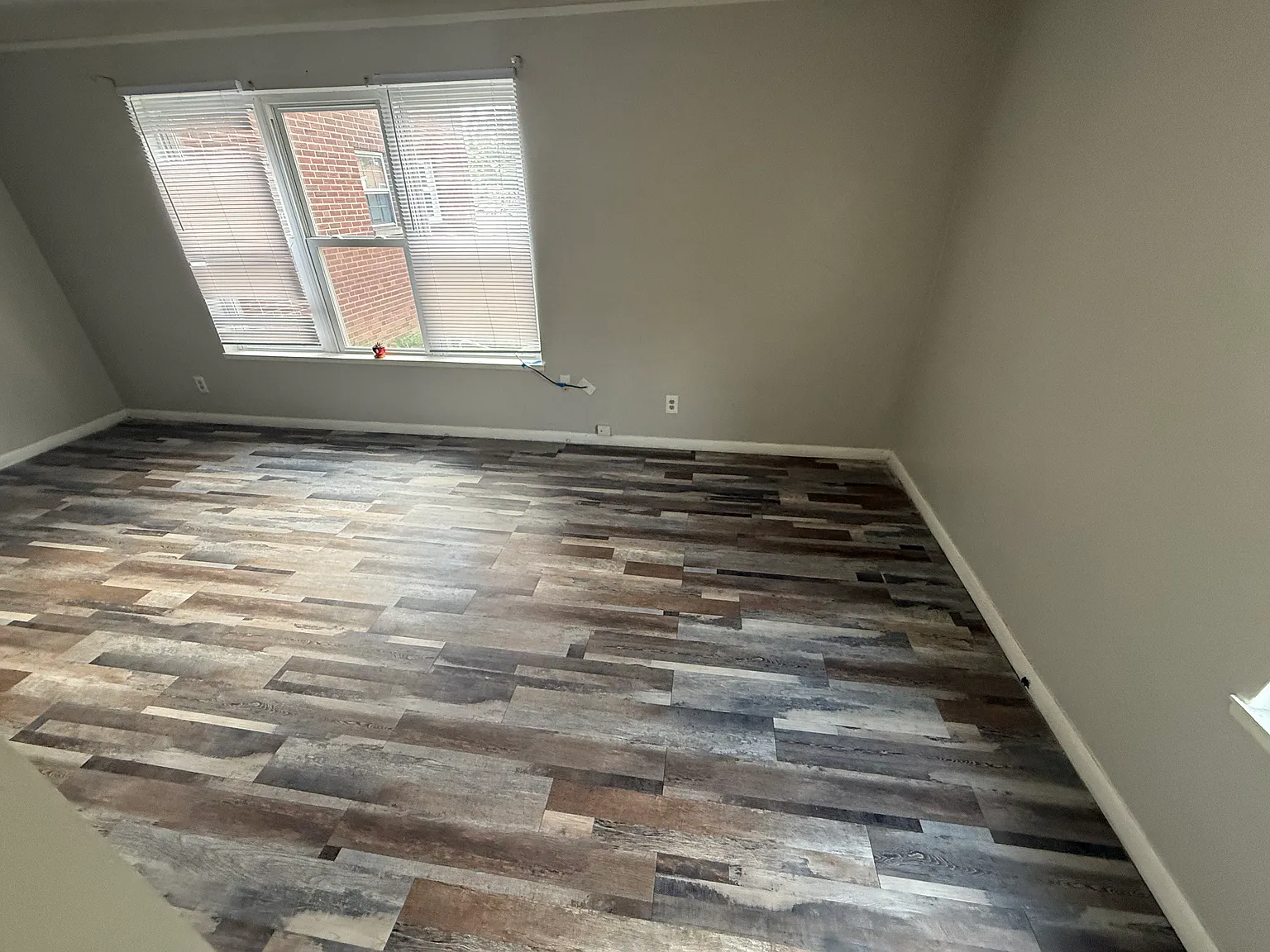 1 bed, 925 sqft, $1,150 — Photo 3