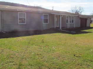 2830 White Birch Ln, Bloomsburg, PA