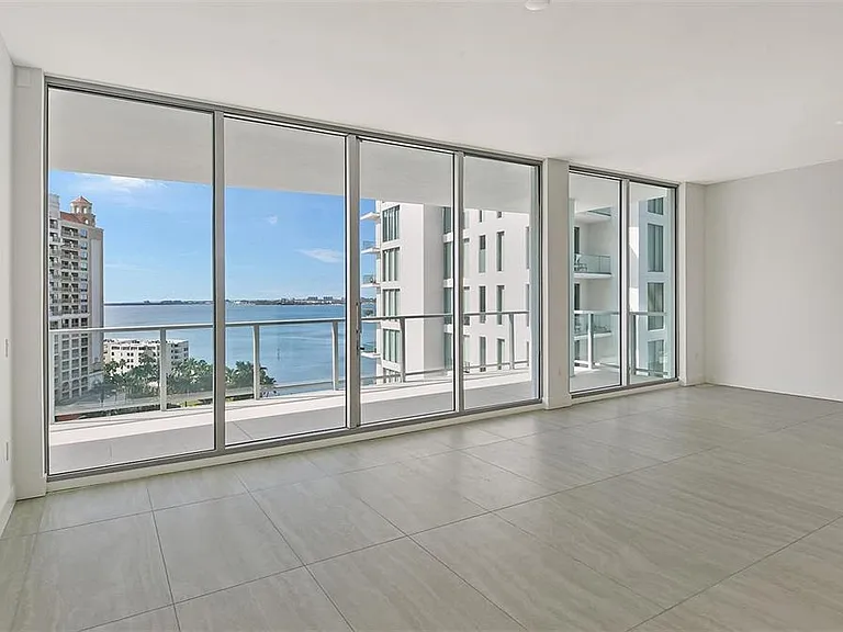 301 Quay Cmns #1011 — Photo 11