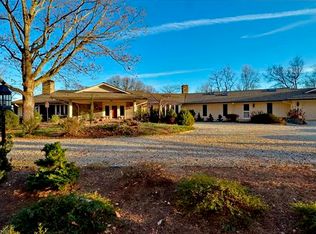 220 Mockingbird Hill Rd, Landrum, SC 29356