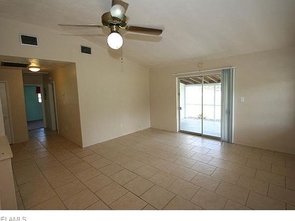 3rd image of 258 Lakeview Dr