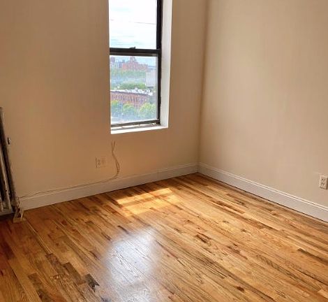 5th image of 568 Pacific St APT 6A