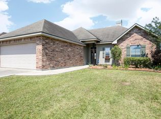 110 Peak Run, Youngsville, LA 70592