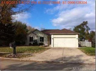 2409 Maplecrest Rd, Sterling Heights, MI 48310