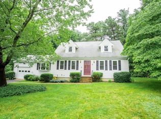 18 Pinewood Rd, Plymouth, MA 02360