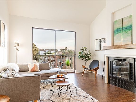 3rd image of 555 Maine Ave Unit 401