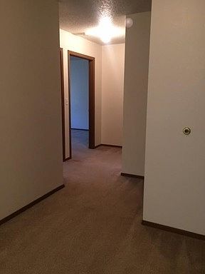 4th image of 201 36th Ave NE #208