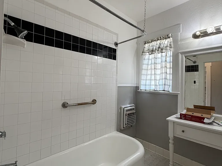 1044 W Mistletoe Ave #4 — Photo 10