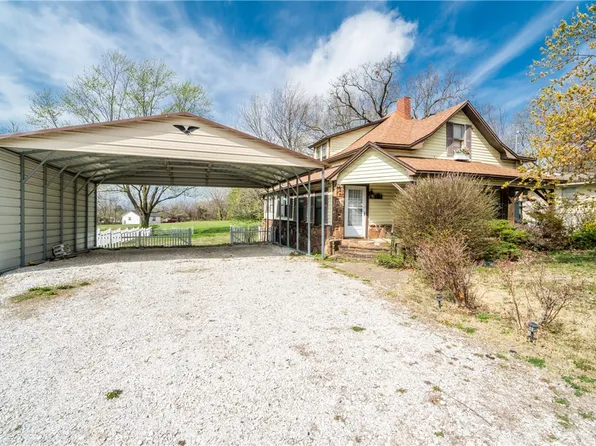 107 S West Ave, Lincoln, AR 72744