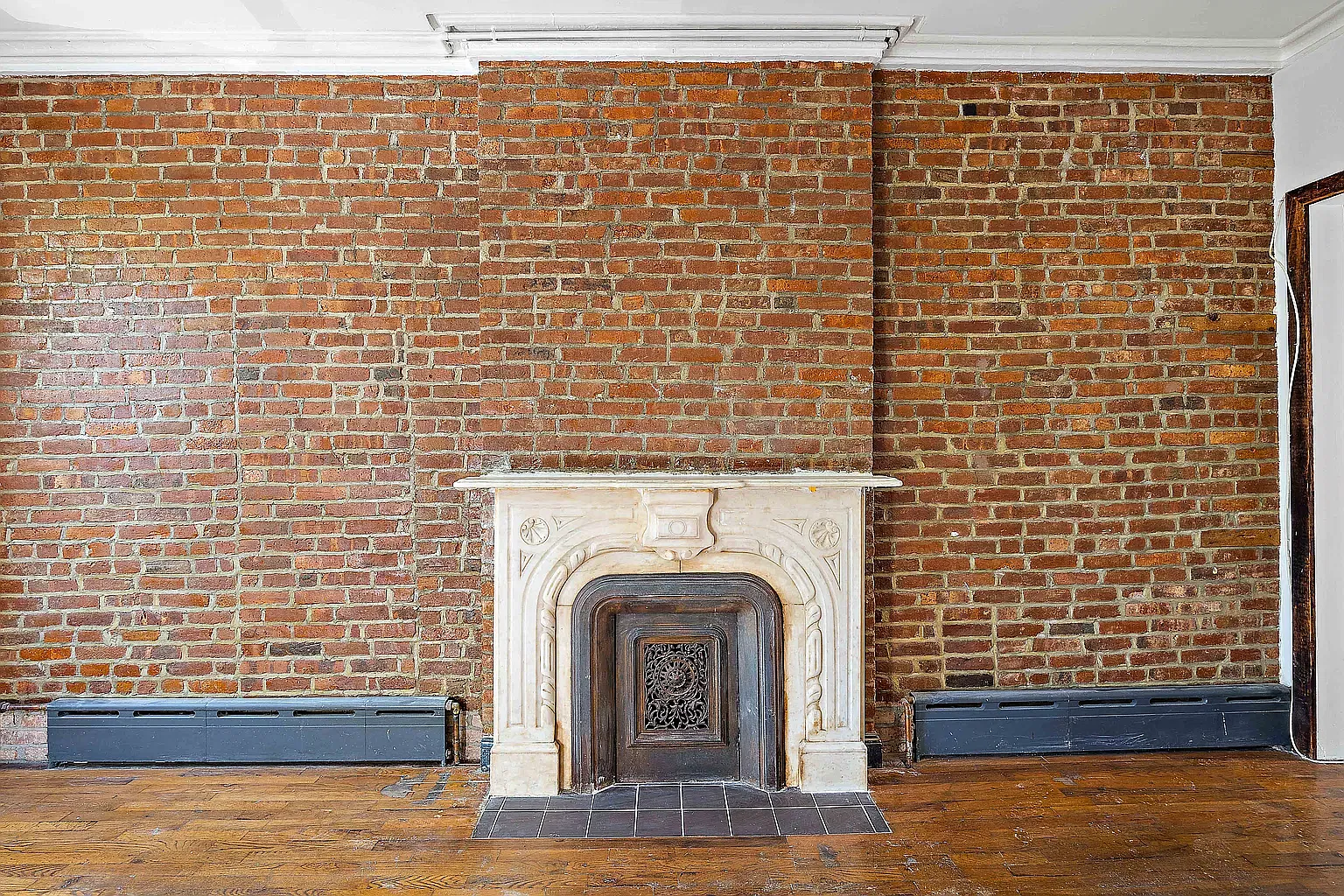 47 Monroe Street — Photo 2