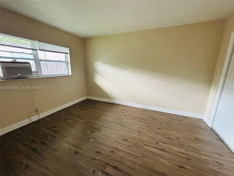 6631 SW 18th St #103 — Photo 6