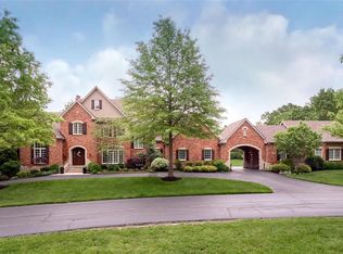 2112 Saddle Creek Ridge Ct, Wildwood, MO 63005