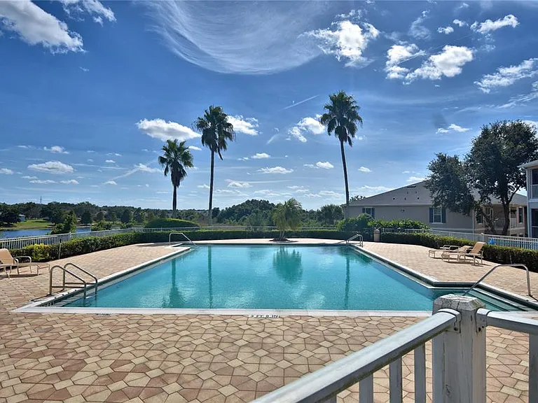 6003 Hemingway Cir #6003 — Photo 1