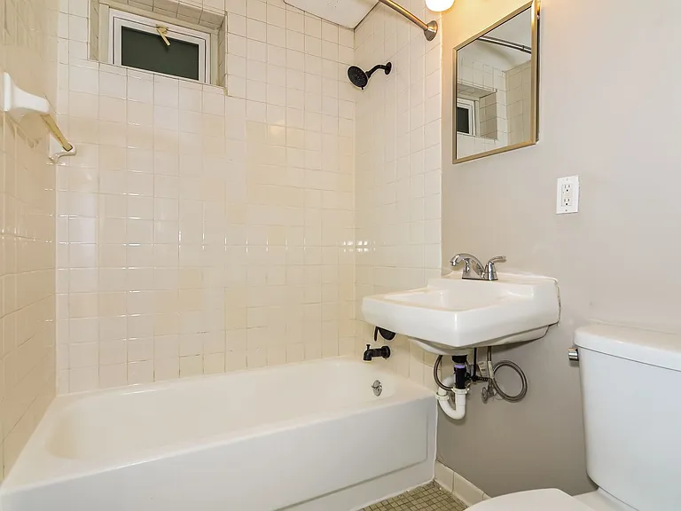 Now Leasing at Oak Grove Downtown | Historic Charm Meets Modern Living! — Photo 23