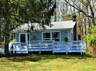 682 N Beers St, Holmdel, NJ 07733