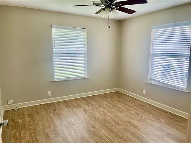 10613 Chadwick Dr — Photo 8