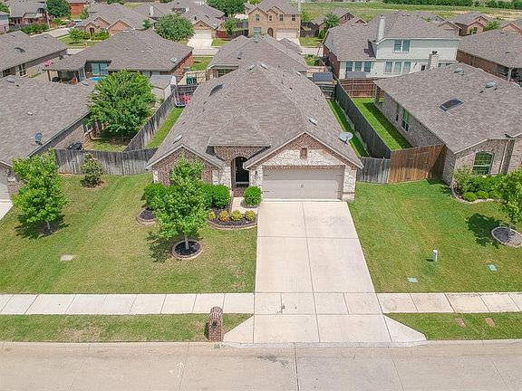 2nd image of 412 Braewick Dr