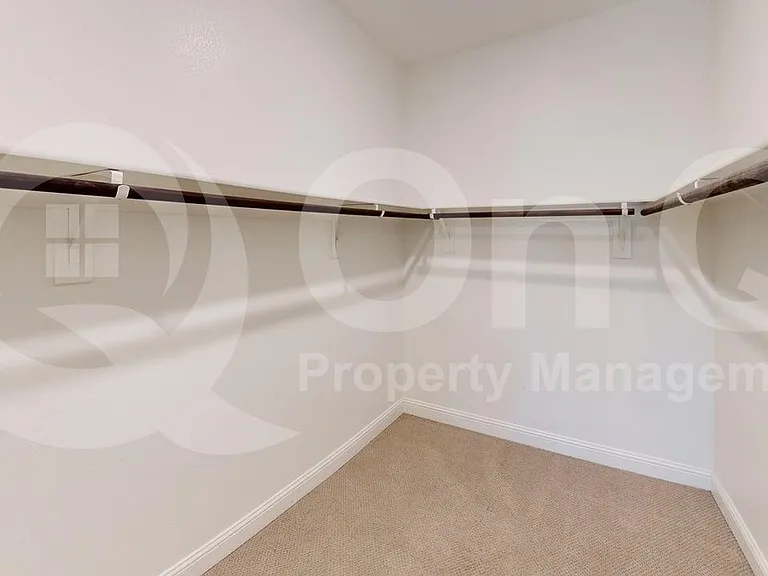 616 McKenna Dr — Photo 21