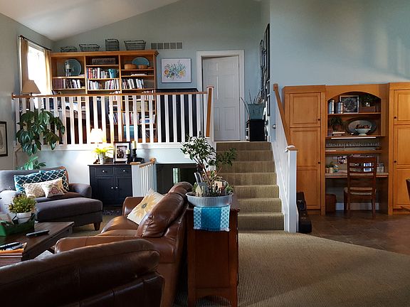 4th image of 720 Ann Ave