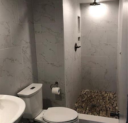 5th image of 2901 NE 51st St APT 3