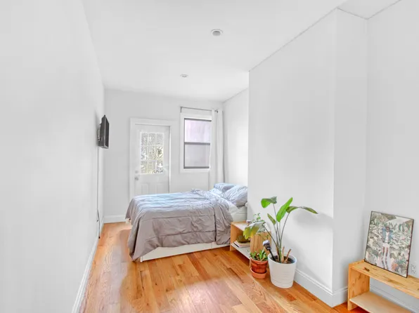 1353 Saint Marks Avenue image 6 of 17