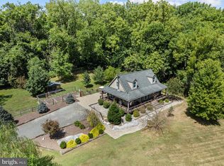 651 Stratford Ln, Charles Town, WV 25414