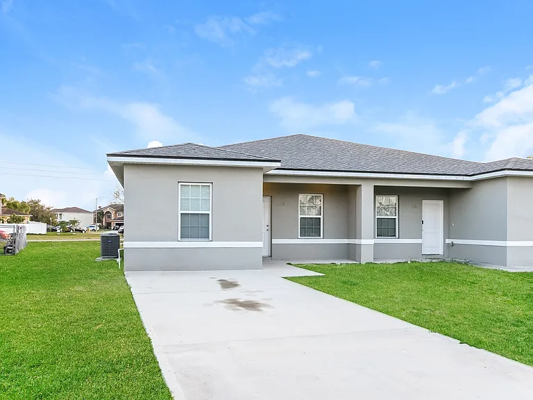 530 Imperial Pl — Photo 3