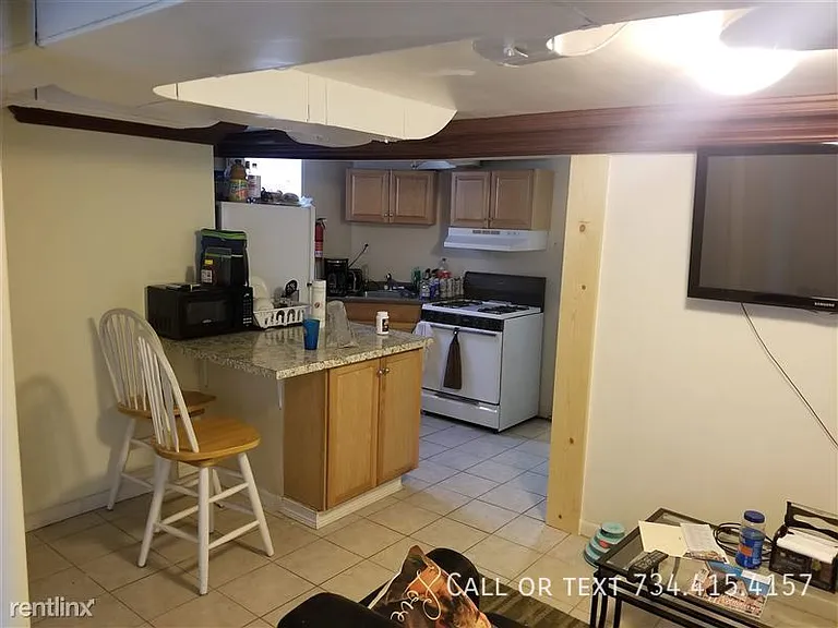 707 S Division St #1 — Photo 8