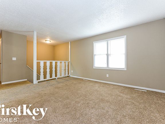 3rd image of 1504 SE 16th Pl