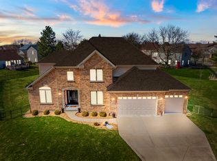 308 Martin Ct, Bloomingdale, IL