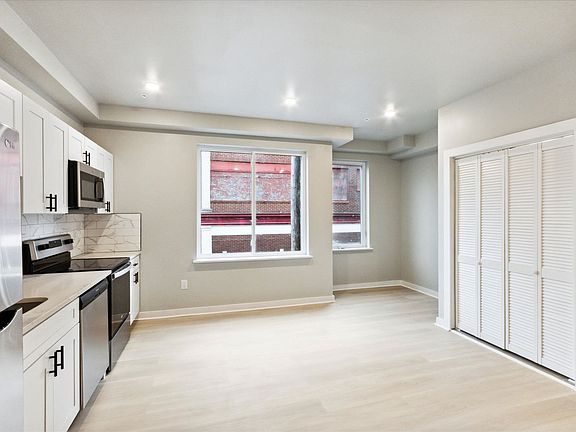 5th image of 316 S 52nd St #4