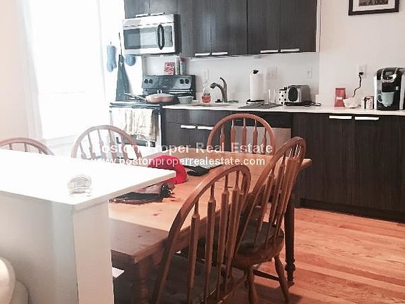 127 Saint Botolph St. #8 Boston - Back Bay Unit Photo 4