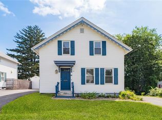 30 Duane St, Warwick, RI 02818
