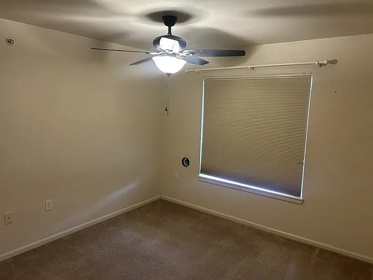 127 Jules Dr #1-D-202 — Photo 2