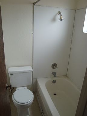 5th image of 2030 20th Ave APT 4