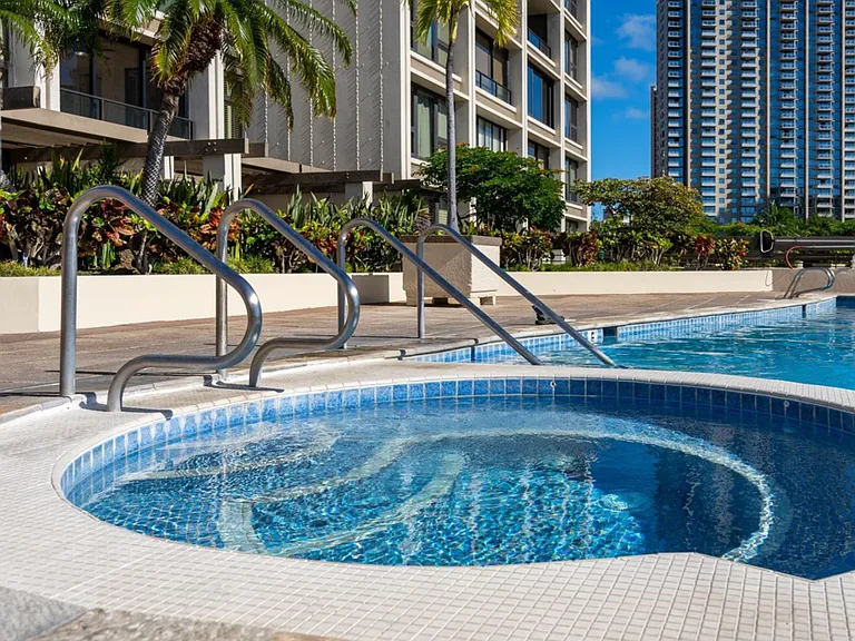 1650 Ala Moana Blvd #511 — Photo 7